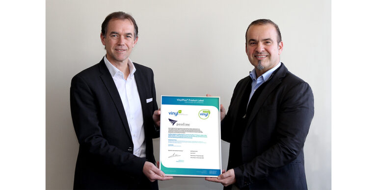 VinylPlus Foto Urkunde Schaefer Amling