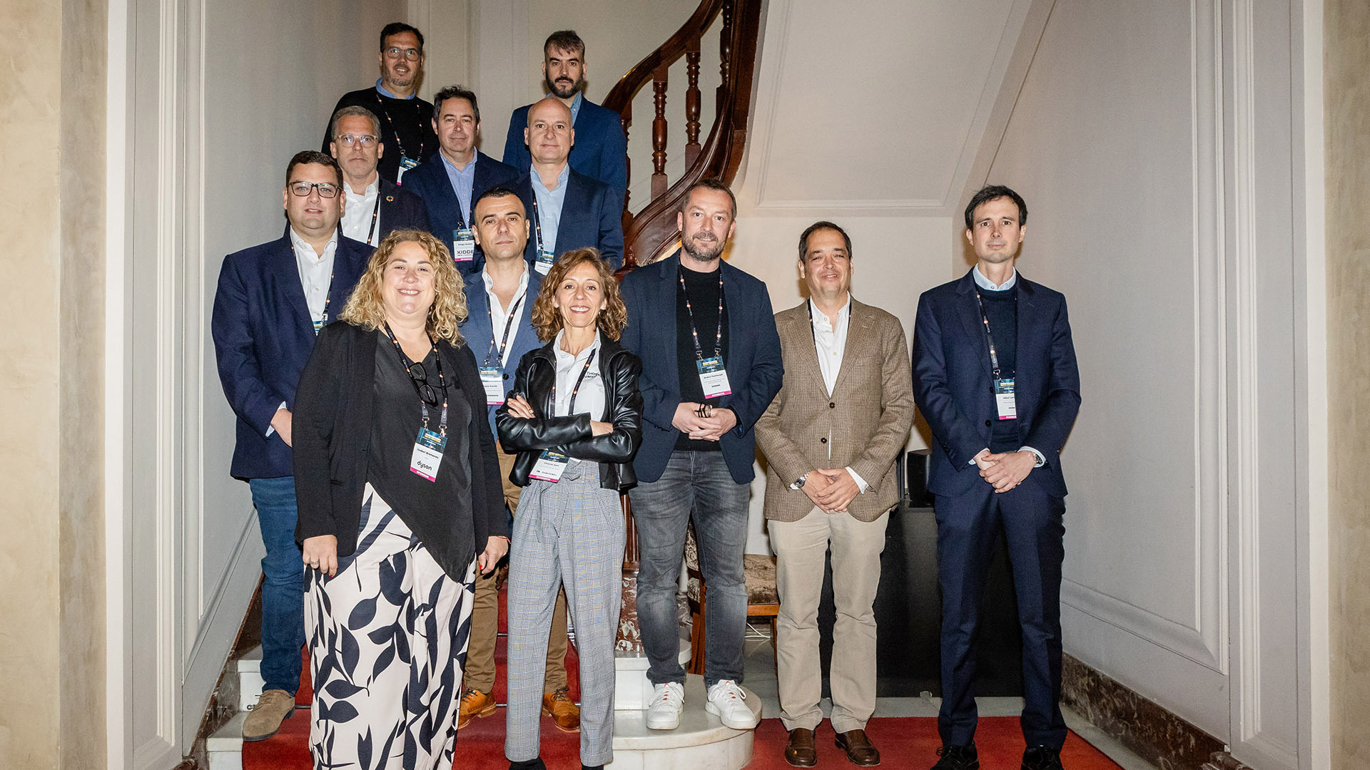 Grupo_Construcción_de_Datacenters_Barcelona_7_Mayo_2025_Grupo_Vía