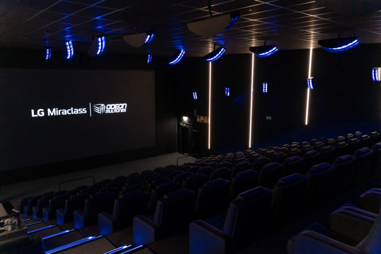 Noticias 16 LG DM Cine