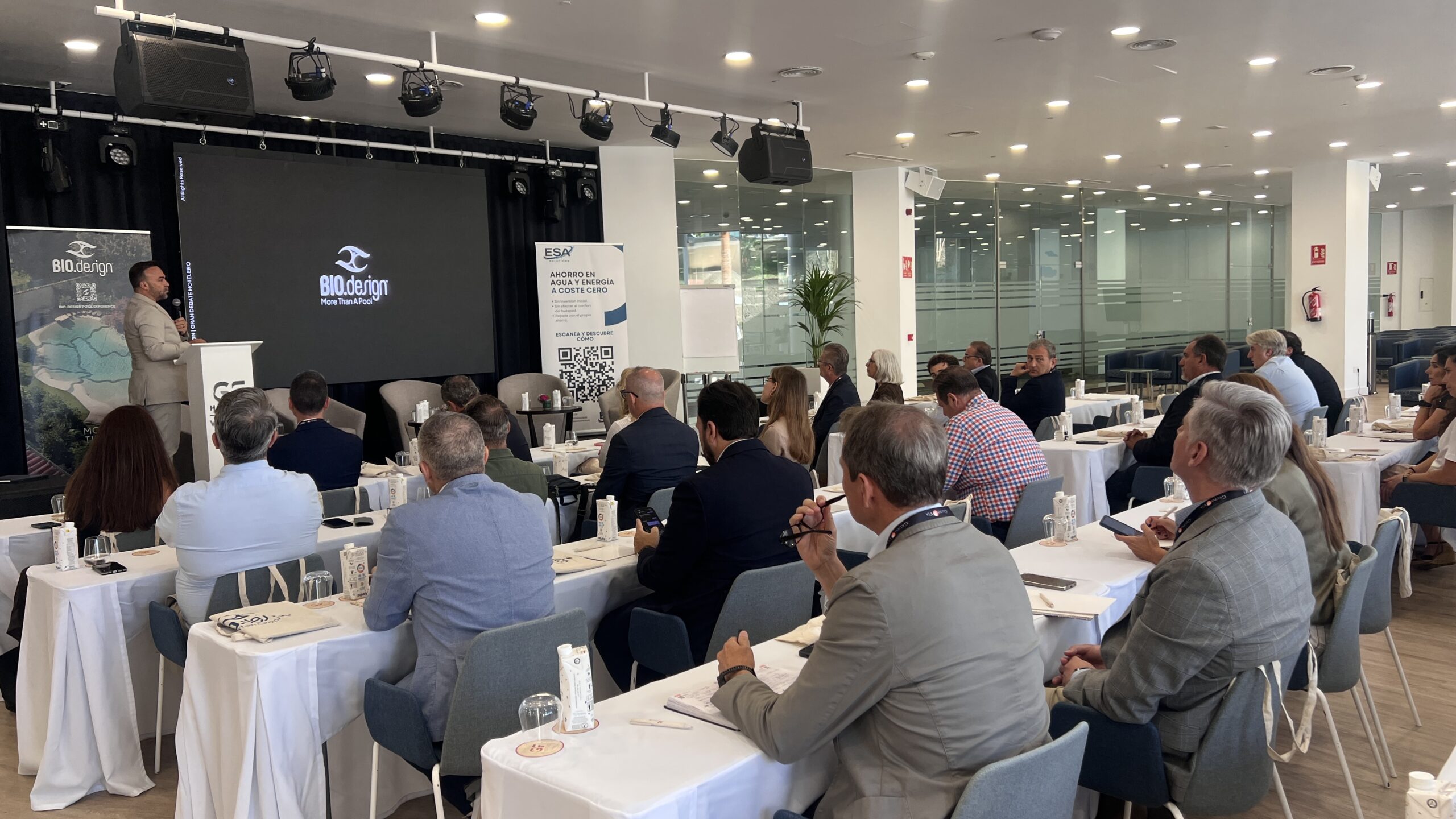 006_Carlos_del_Castillo_Bio_Design_Gran_Debate_Hotelero_Hospitality_Design_Tenerife_11_Junio_Grupo_Vía
