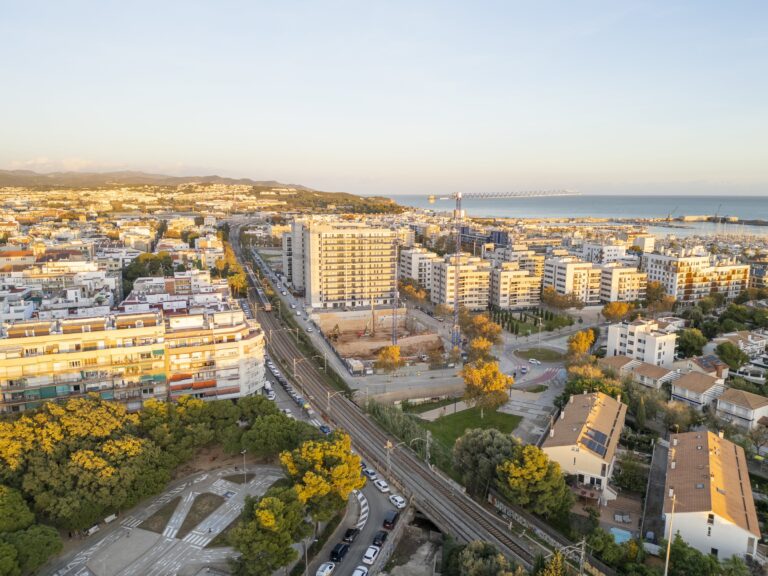 Noticias 8 Imagen aerea actual de nuevo barrio de Illa Nova en Vilanova i la Geltru