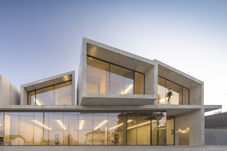 Noticias 9 SUMMARY presenta nuevo proyecto de 1000 m² construido íntegramente con sistemas prefabricados