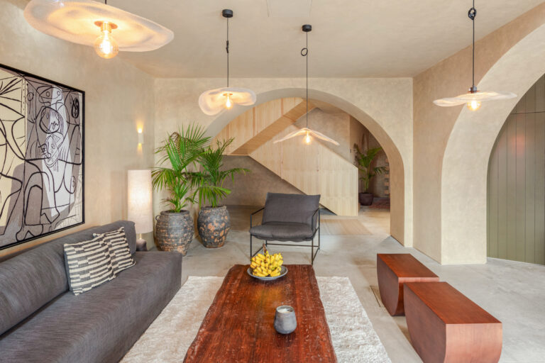 “The Farm”, por PF Arch Studio: Un refugio atemporal inspirado en la esencia de las Azores
