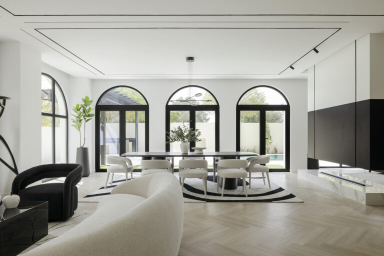 Soul Road redefine la elegancia monocromática en una residencia de lujo en Arabian Ranches, Dubái