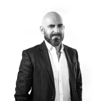 raul vera marbella studio